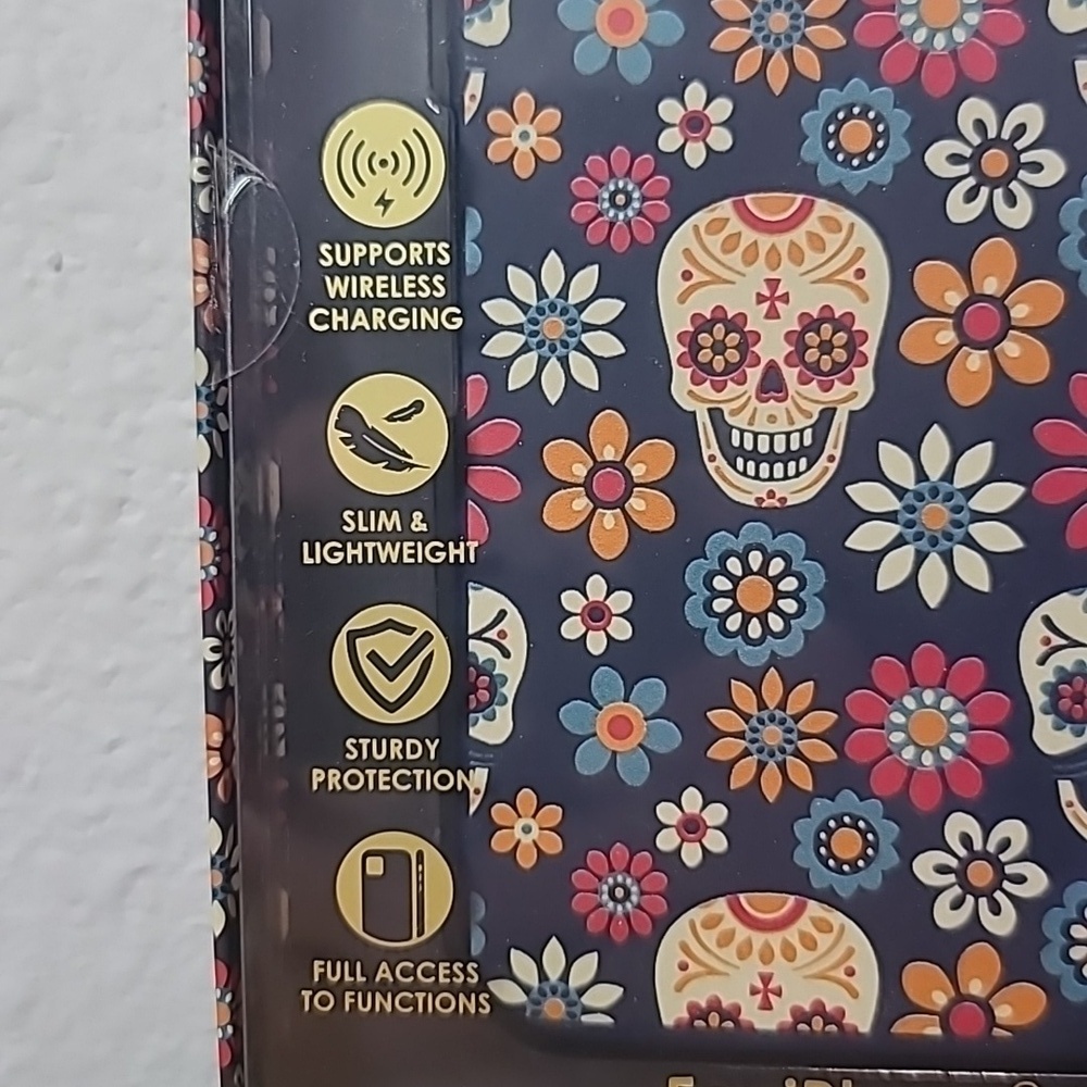 SARINA Day of the Dead IPhone 12/13 ProMax phone cover - Picture 3 of 5